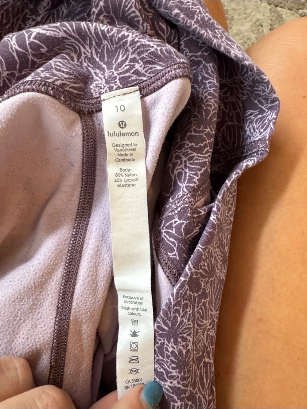 lululemon athletica Lavender Floral Capri Leggings